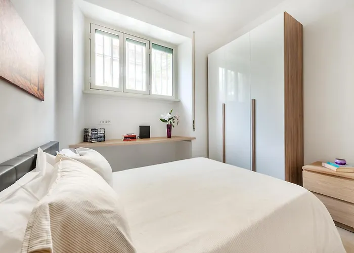 Apartment Alma Luxury Elegant 1br Quartiere Africano Self Check In Metro B Rom