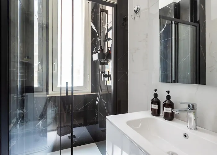 Alma Luxury Elegant 1br Quartiere Africano Self Check In Metro B