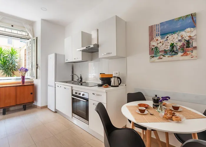 Apartment Alma Luxury Elegant 1br Quartiere Africano Self Check In Metro B Rom